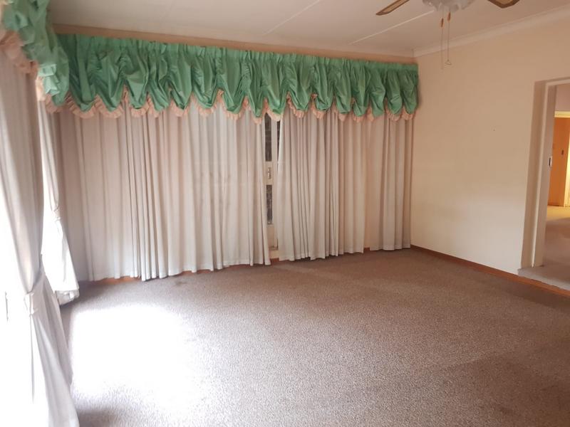 To Let 3 Bedroom Property for Rent in Green Hills Gauteng