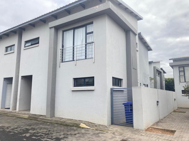 3 Bedroom Property for Sale in Equestria Gauteng