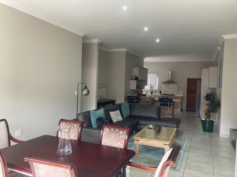 3 Bedroom Property for Sale in Six Fountains Estate Gauteng