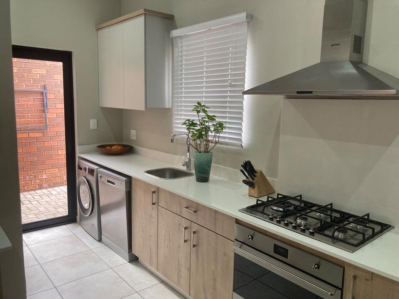 3 Bedroom Property for Sale in Six Fountains Estate Gauteng