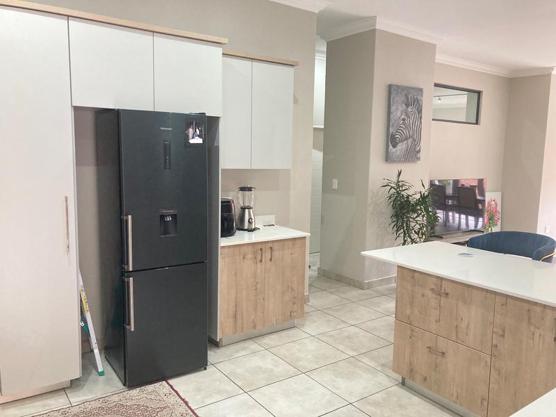 3 Bedroom Property for Sale in Six Fountains Estate Gauteng