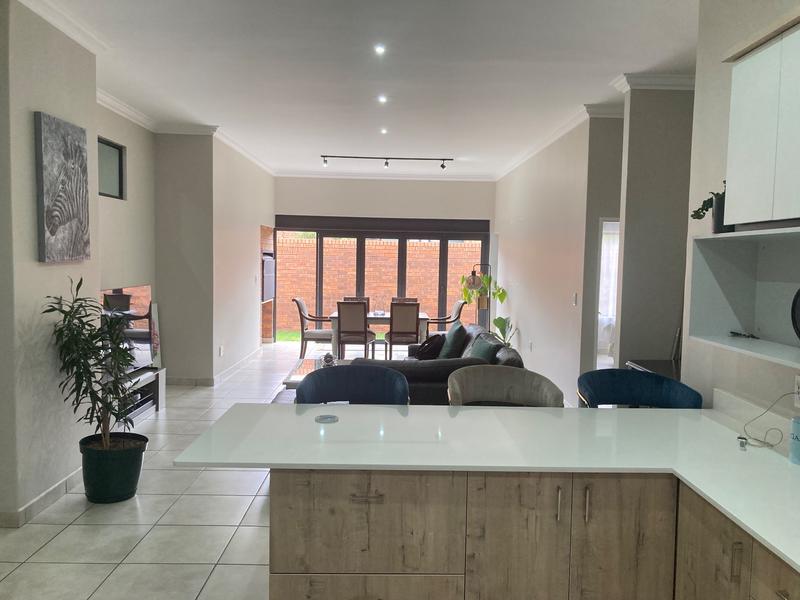 3 Bedroom Property for Sale in Six Fountains Estate Gauteng