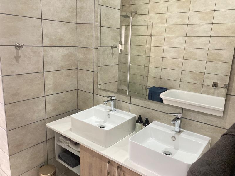 3 Bedroom Property for Sale in Six Fountains Estate Gauteng