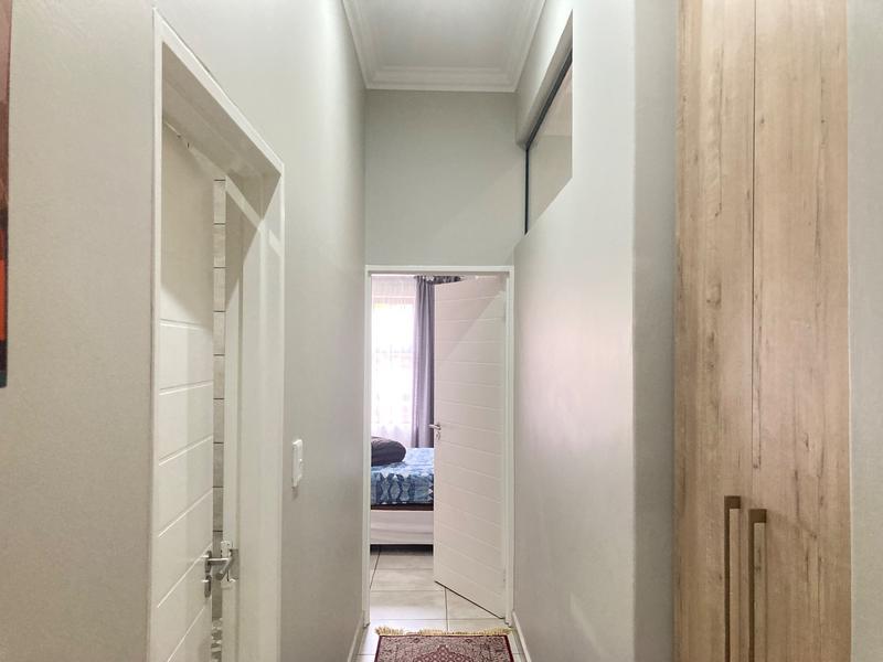 3 Bedroom Property for Sale in Six Fountains Estate Gauteng