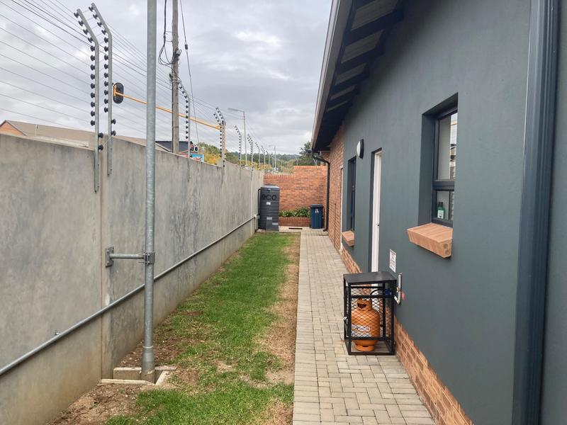 3 Bedroom Property for Sale in Six Fountains Estate Gauteng