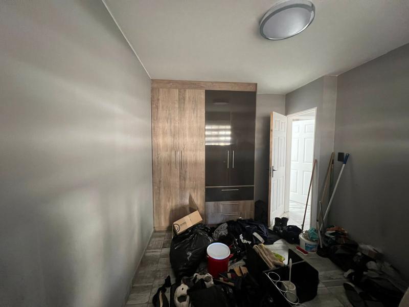 2 Bedroom Property for Sale in Helikonpark Gauteng