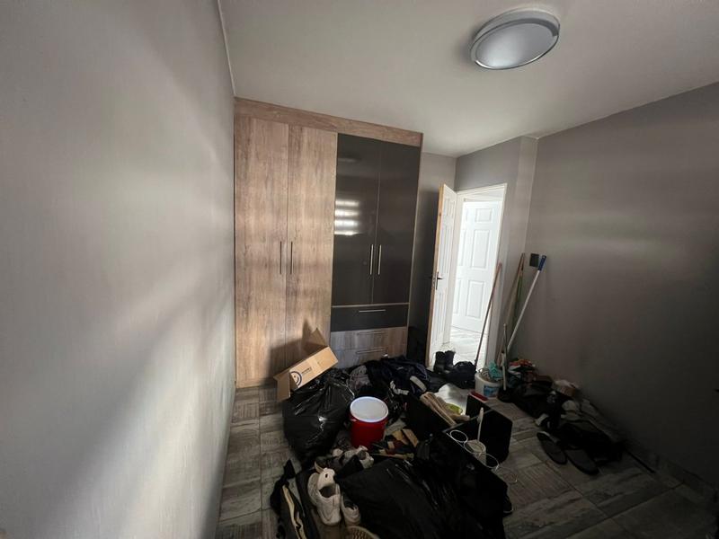 2 Bedroom Property for Sale in Helikonpark Gauteng