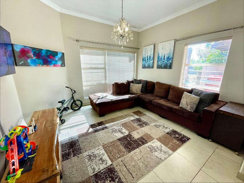 4 Bedroom Property for Sale in Rant En Dal Gauteng