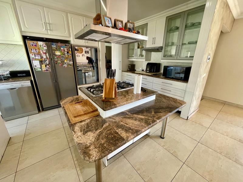 4 Bedroom Property for Sale in Rant En Dal Gauteng