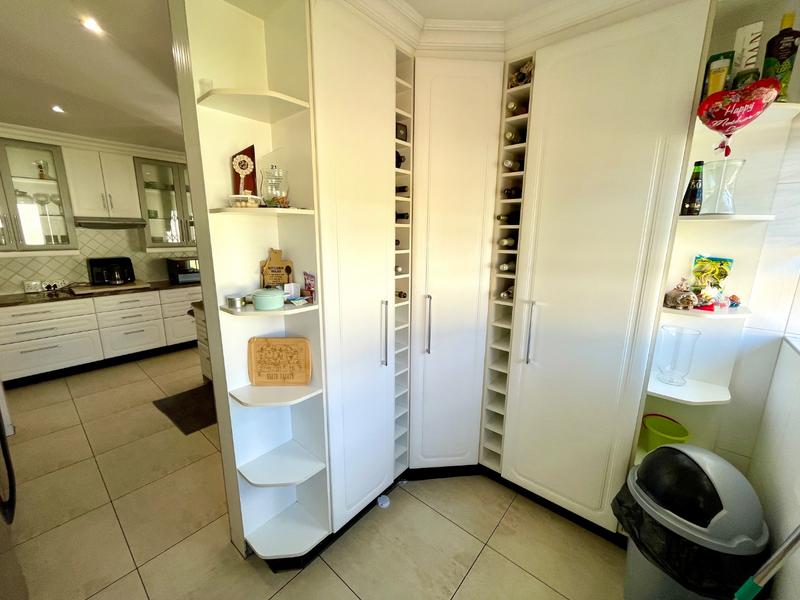 4 Bedroom Property for Sale in Rant En Dal Gauteng