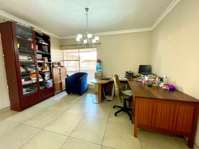 4 Bedroom Property for Sale in Rant En Dal Gauteng