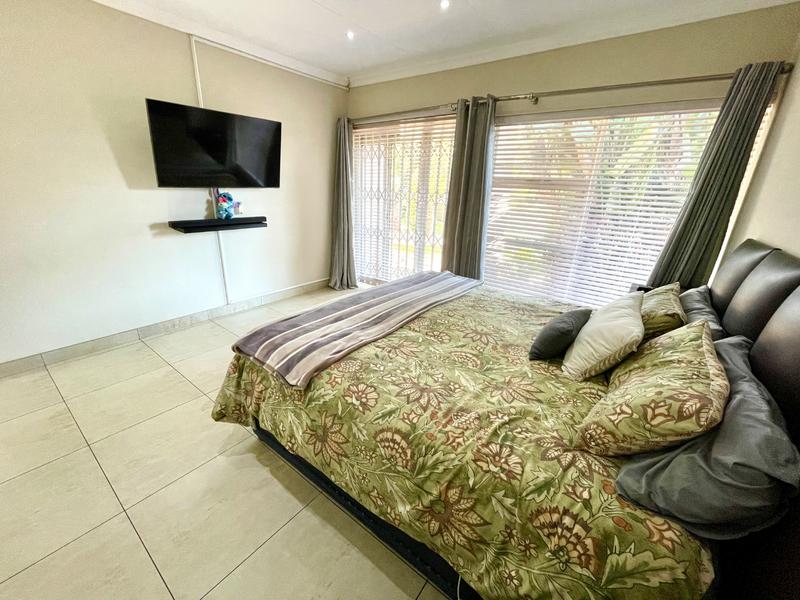 4 Bedroom Property for Sale in Rant En Dal Gauteng