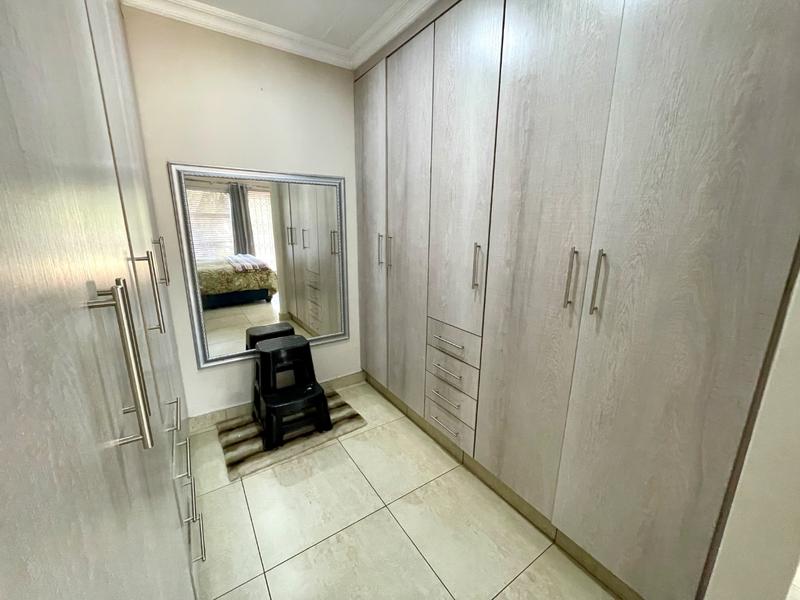 4 Bedroom Property for Sale in Rant En Dal Gauteng