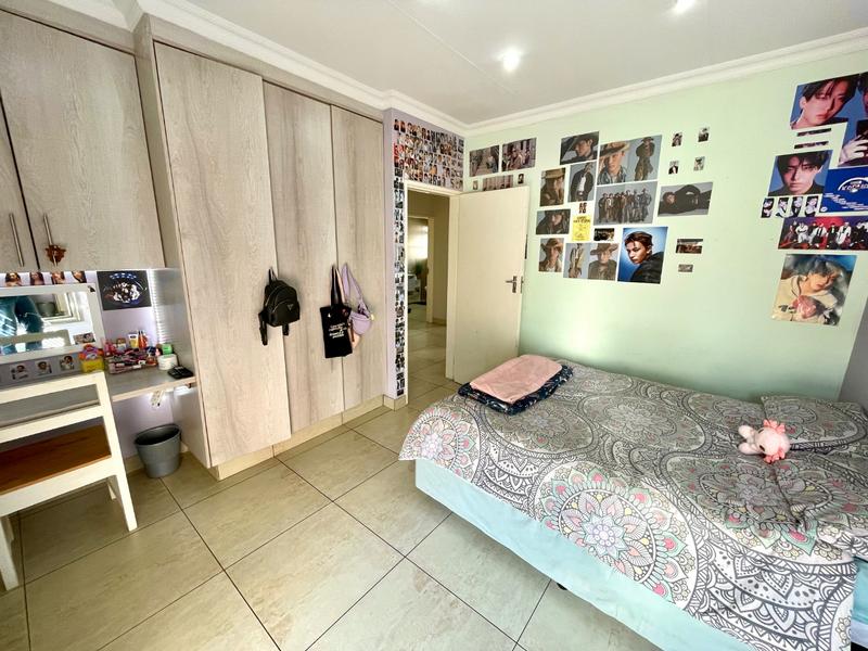 4 Bedroom Property for Sale in Rant En Dal Gauteng