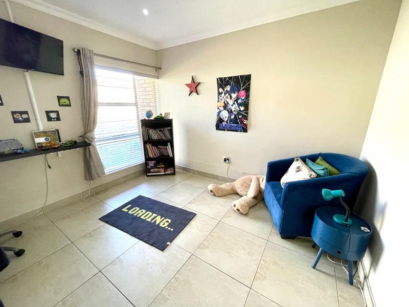 4 Bedroom Property for Sale in Rant En Dal Gauteng