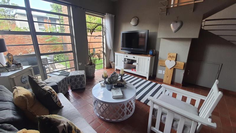 To Let 2 Bedroom Property for Rent in Die Wilgers Gauteng