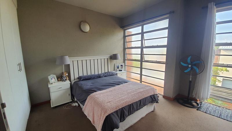 To Let 2 Bedroom Property for Rent in Die Wilgers Gauteng