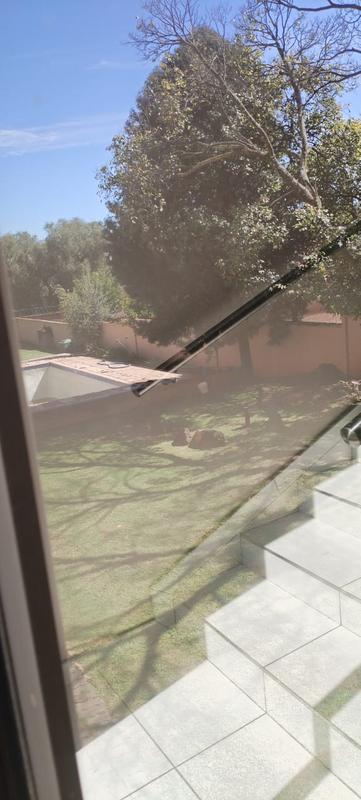 5 Bedroom Property for Sale in Clayville Gauteng