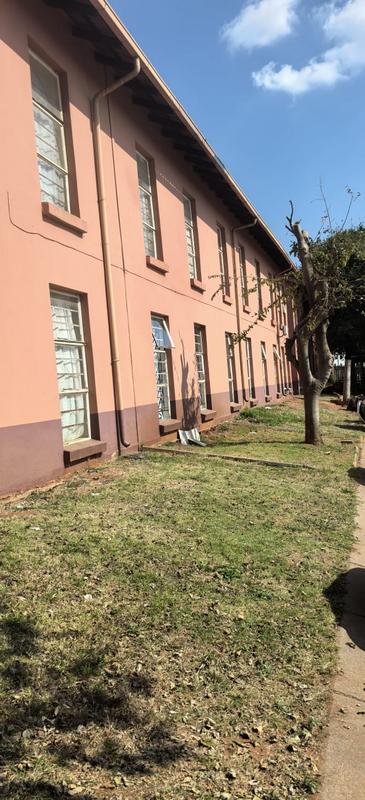 2 Bedroom Property for Sale in Commercia Gauteng