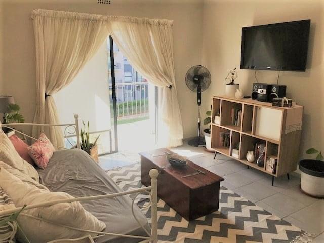 To Let 2 Bedroom Property for Rent in Clubview Gauteng