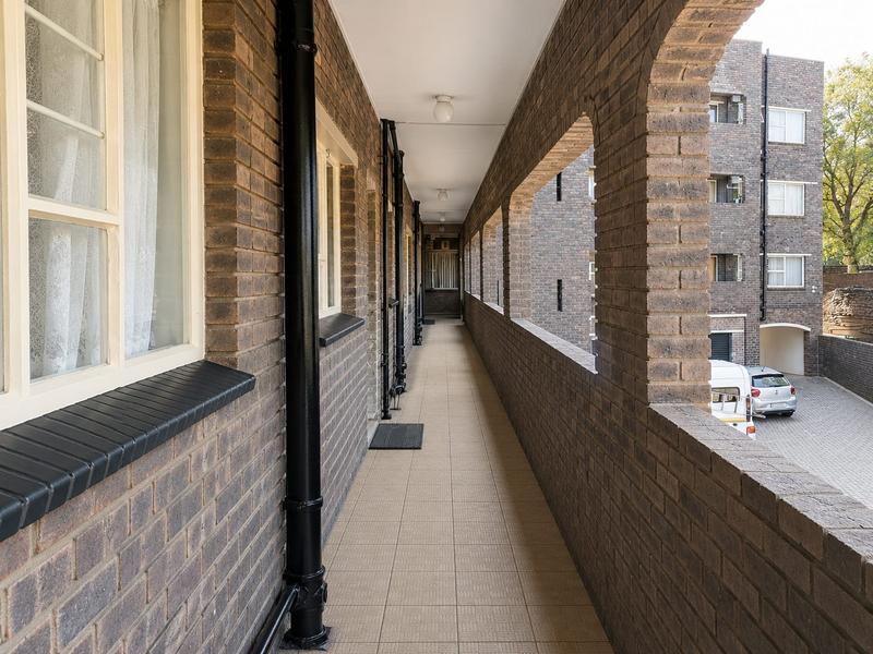 2 Bedroom Property for Sale in Croydon Gauteng