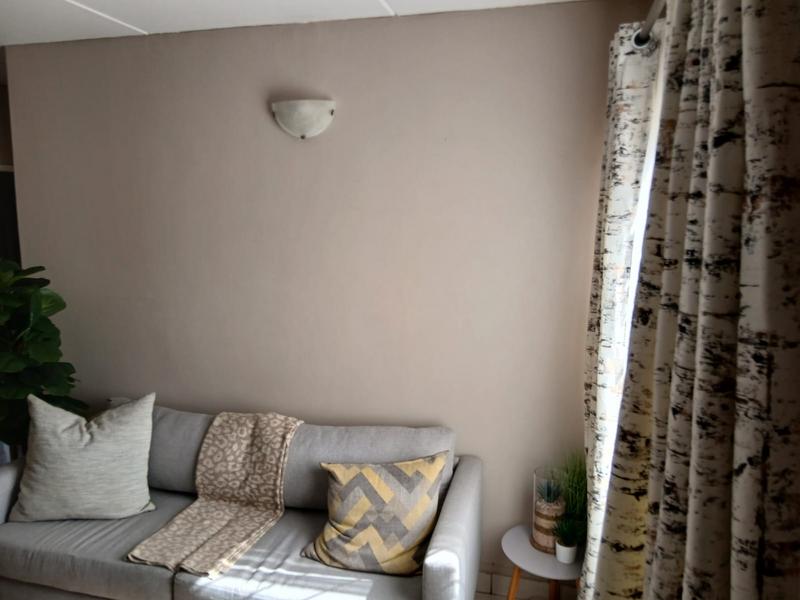 2 Bedroom Property for Sale in Protea Glen Gauteng