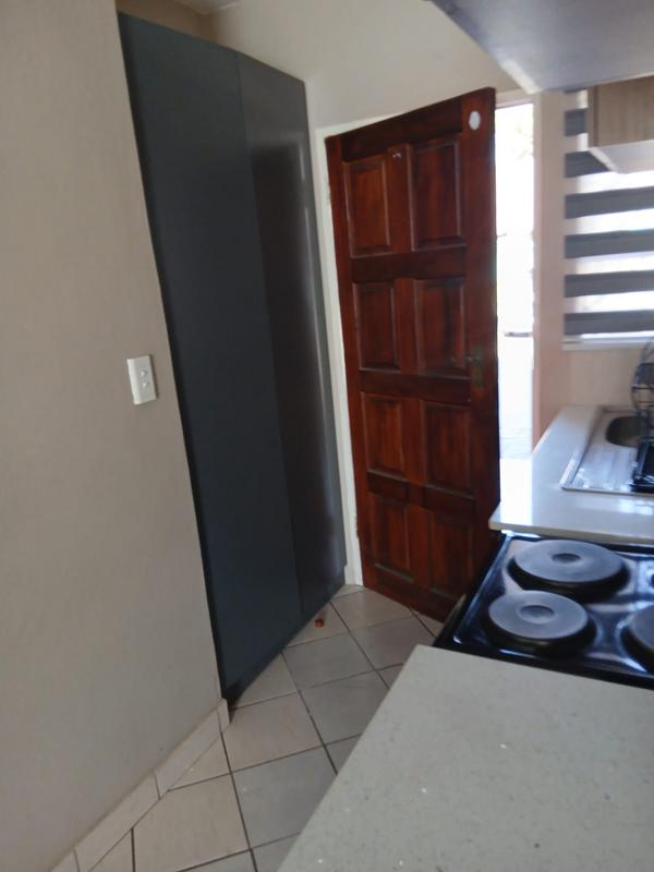 2 Bedroom Property for Sale in Protea Glen Gauteng