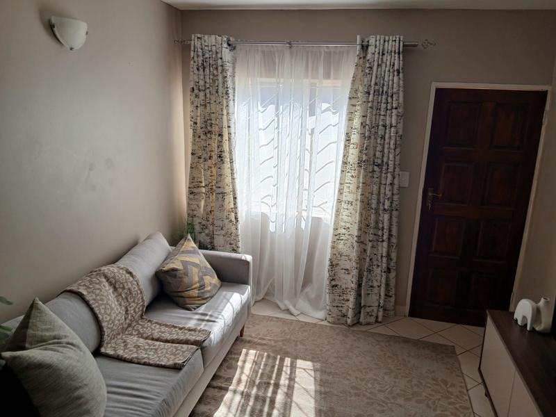 2 Bedroom Property for Sale in Protea Glen Gauteng