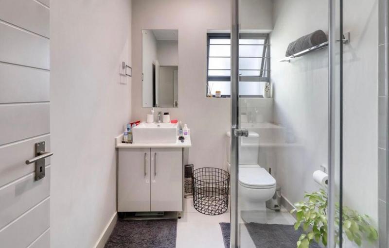 2 Bedroom Property for Sale in Broadacres Gauteng