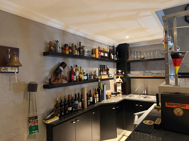 6 Bedroom Property for Sale in Pretoria East Gauteng