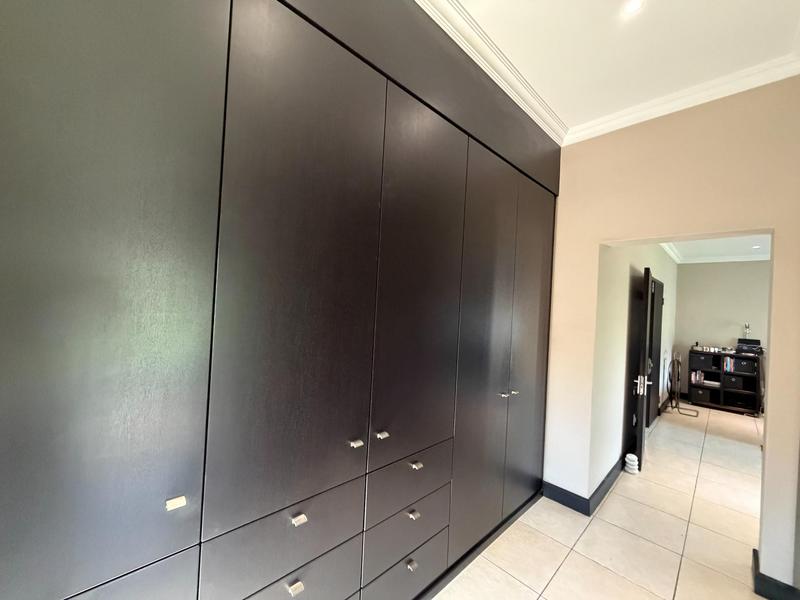 6 Bedroom Property for Sale in Pretoria East Gauteng