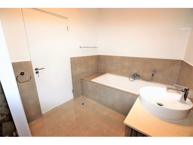 To Let 1 Bedroom Property for Rent in Rivonia Gauteng