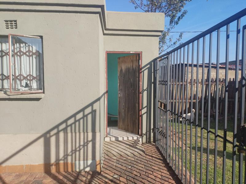 To Let 1 Bedroom Property for Rent in Moleleki Ext 3 Gauteng