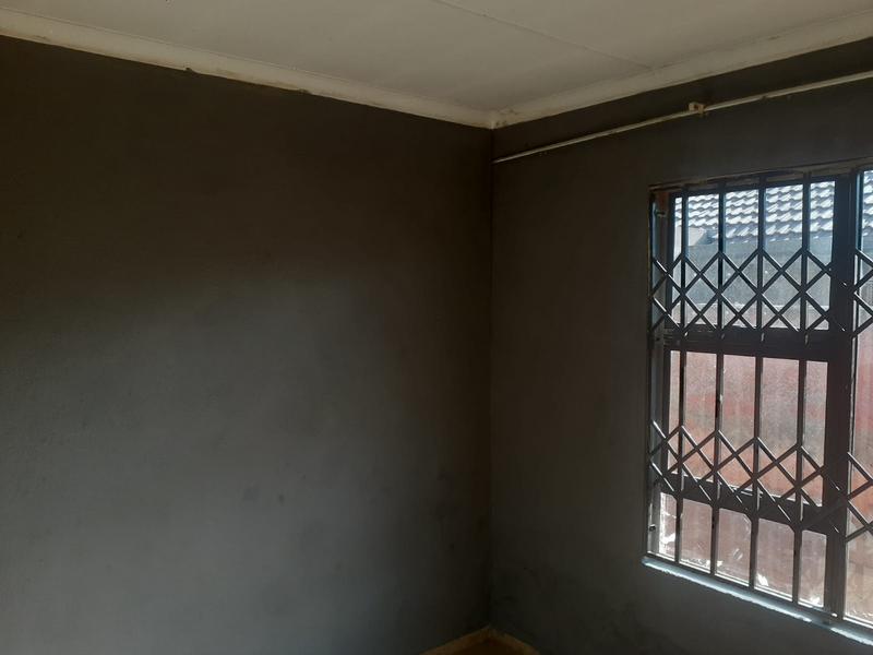 To Let 3 Bedroom Property for Rent in Protea Glen Gauteng