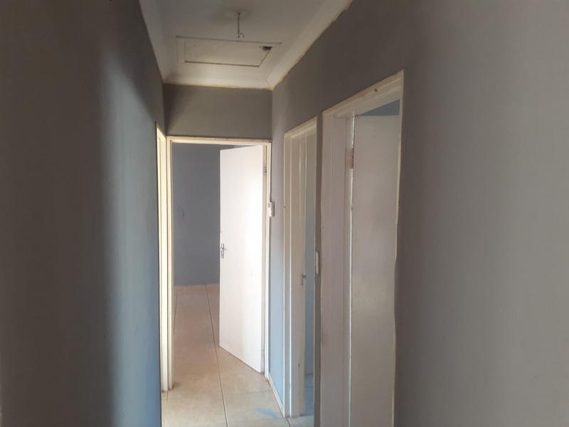 To Let 3 Bedroom Property for Rent in Protea Glen Gauteng