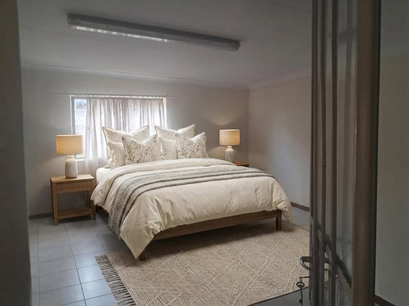 To Let 5 Bedroom Property for Rent in Elandspoort Gauteng