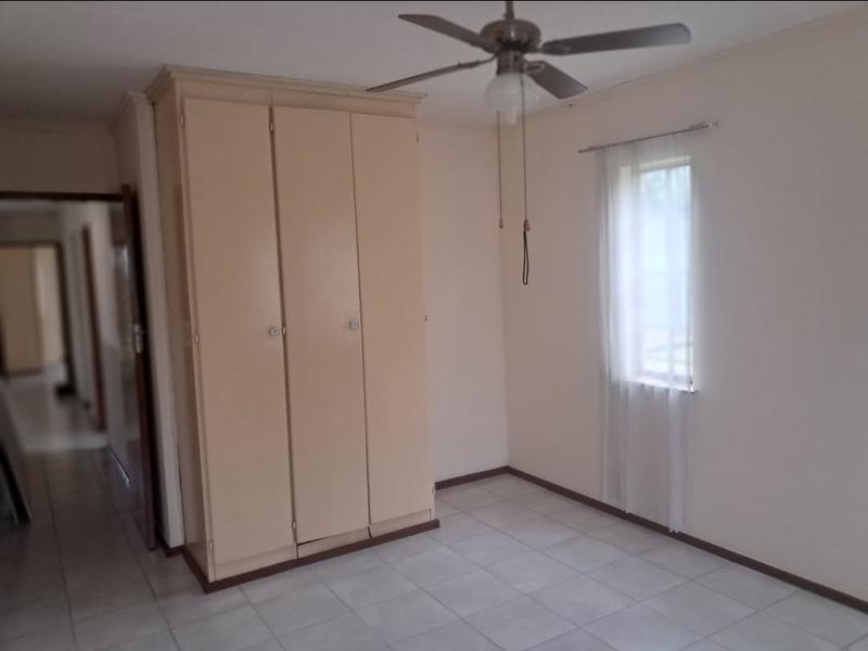 To Let 5 Bedroom Property for Rent in Elandspoort Gauteng