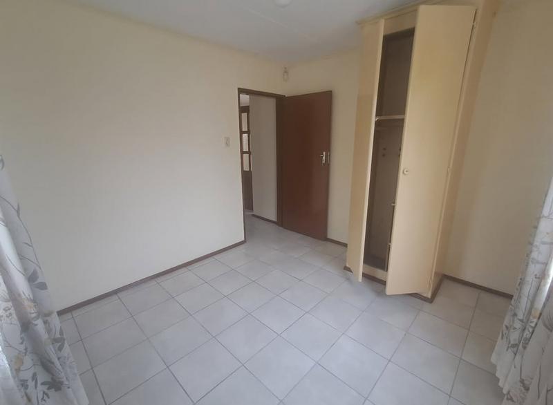 To Let 5 Bedroom Property for Rent in Elandspoort Gauteng