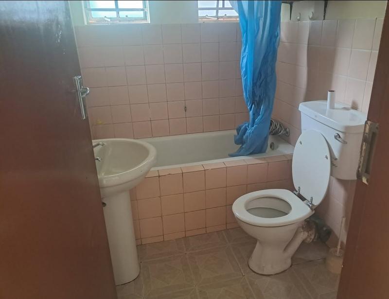 To Let 5 Bedroom Property for Rent in Elandspoort Gauteng