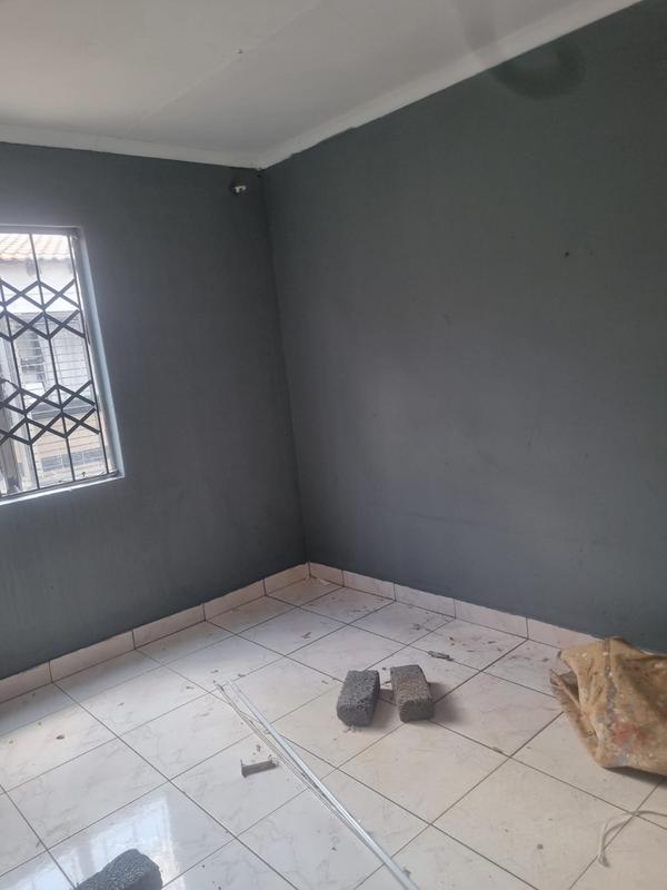 To Let 3 Bedroom Property for Rent in Bram Fischerville Gauteng