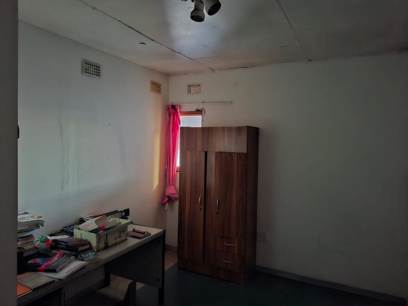 14 Bedroom Property for Sale in Brixton Gauteng