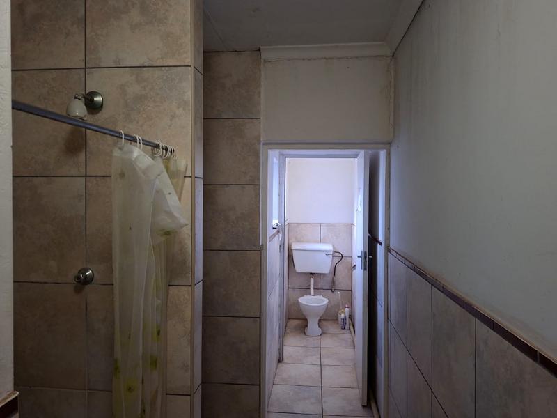14 Bedroom Property for Sale in Brixton Gauteng