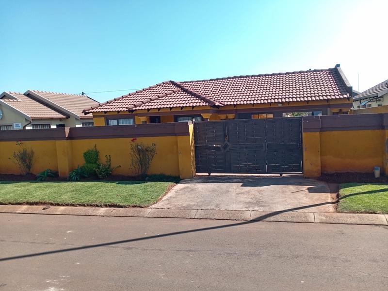 3 Bedroom Property for Sale in Dawn Park Gauteng