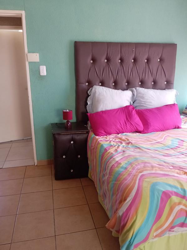 3 Bedroom Property for Sale in Dawn Park Gauteng