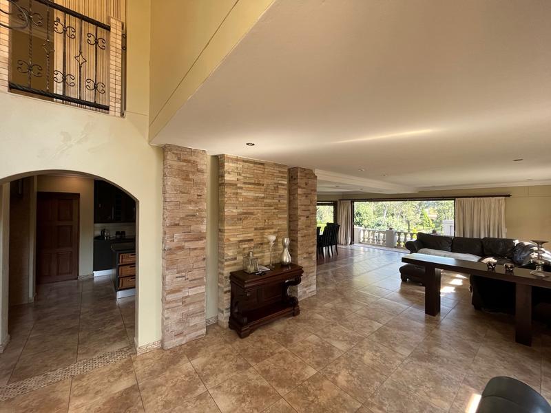 To Let 4 Bedroom Property for Rent in Waterkloof A H Gauteng