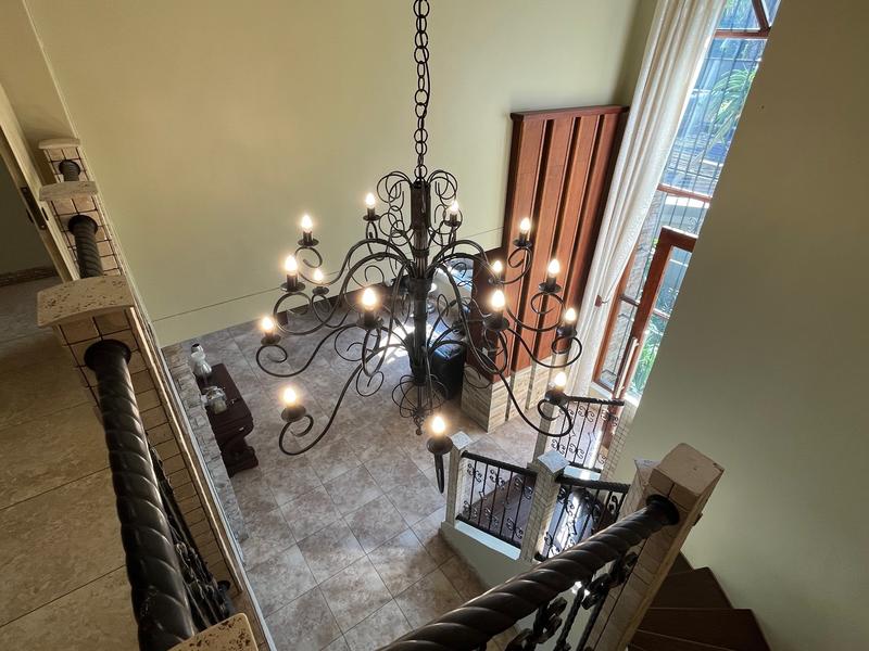 To Let 4 Bedroom Property for Rent in Waterkloof A H Gauteng