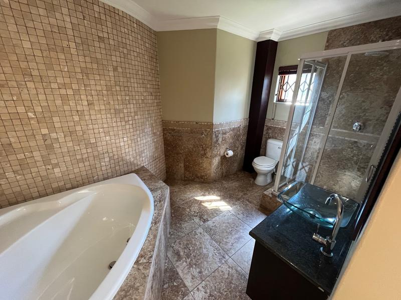 To Let 4 Bedroom Property for Rent in Waterkloof A H Gauteng