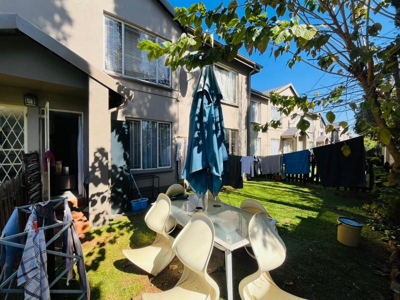 2 Bedroom Property for Sale in Lakefield Gauteng