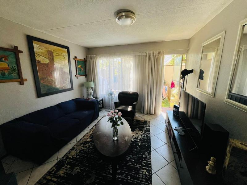 2 Bedroom Property for Sale in Lakefield Gauteng