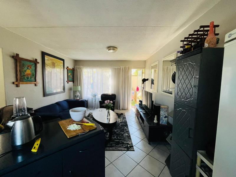 2 Bedroom Property for Sale in Lakefield Gauteng